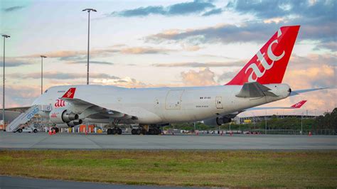 Minutes Of Planespotting At Brisbane Airport Arrival Bne Ybbn