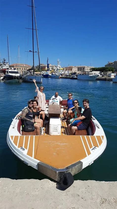 Tour In Barca Di Ora Dell Isola Di Ortigia E Delle Grotte Marine