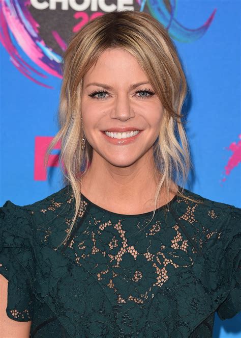 Kaitlin Olson - Teen Choice Awards in Los Angeles 08/13/2017 • CelebMafia