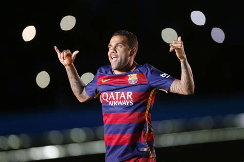 Blog Esportivo Do Suíço Daniel Alves é Cortado Dos Amistosos Da