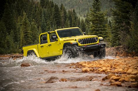 2024 Jeep Gladiator Gets A Fresh Face The Torque Report