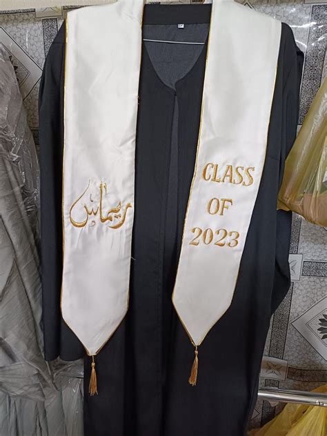 مصممة عبايات تخرج 🎓 تفصيل حسب الطلب خصم للمجموعات المملكه العربيه