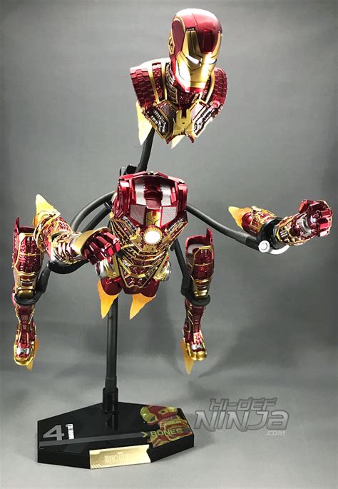 A Review And Unboxing Of Hot Toys Iron Man Bones Retro Armor Version Sideshow Collectibles