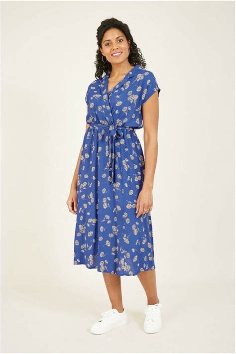 Blue Daisy Print Wrap Midi Dress Yumi