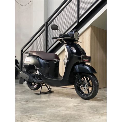 Motor Yamaha Fazzio Hybrid Connected Lux Matte Black Seperti