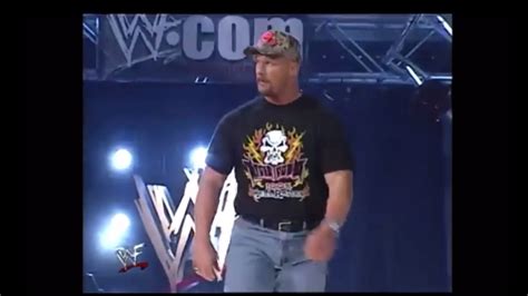 Stone Cold Steve Austin Entrance Pop Returns To WWE Raw 9 25 2000 YouTube