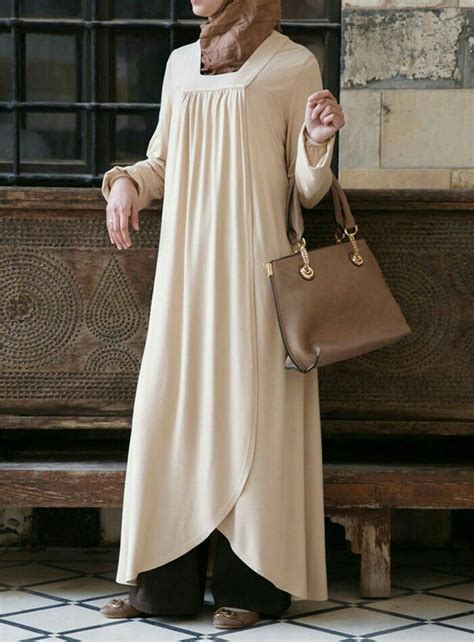 Pin By Koki On Ting Jeg Vil Gå Med Hijab Fashion Islamic Clothing