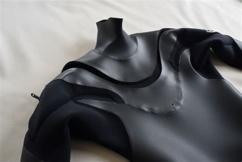 波情報 湘南 ガーラックさんの小波アドバイス ラバーフラップお客様インプレ サーフボードクオリティーハードコア Quality Hardcore Distributions