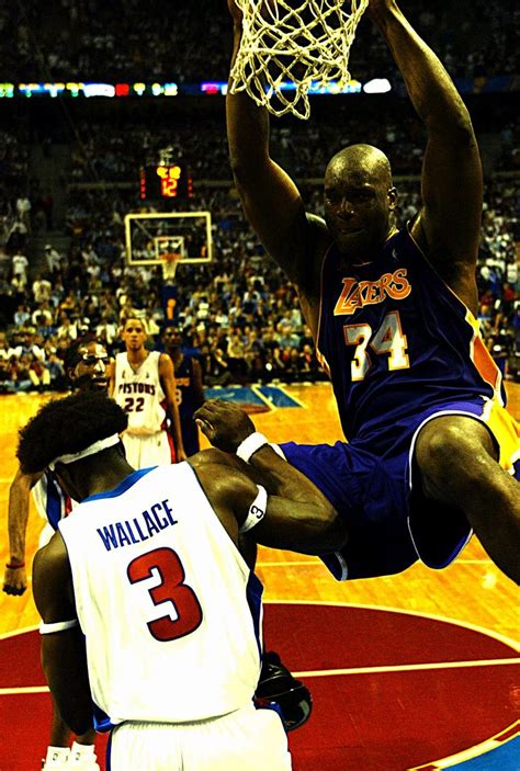 Kobe Bryant Dunks On Ben Wallace