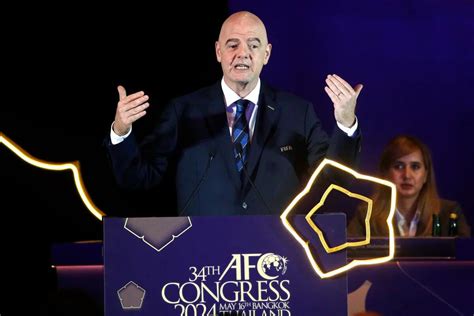 Infantino se defiende de las críticas al próximo Mundial de Clubes de