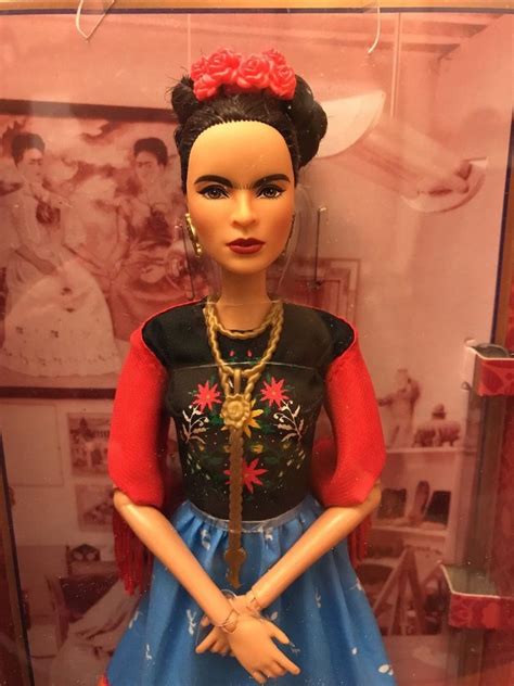 Frida Kahlo Inspiring Women Barbie 1924439176