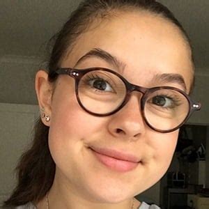 Millie Innes - Age, Family, Bio | Famous Birthdays