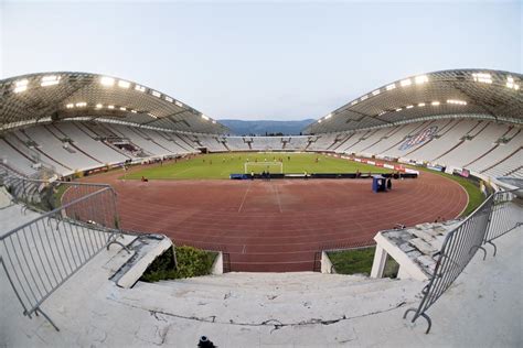 Slobodna Dalmacija Borba oko kvadrata Hajduk želi da se poštuje