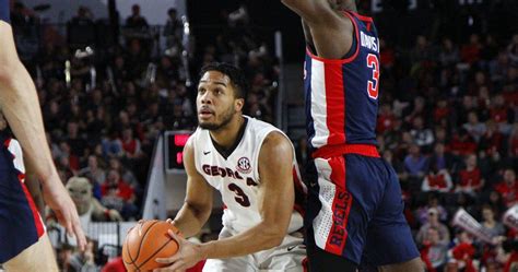 Georgia Basketball Team Finally Ready For A Saturday Showcase Game