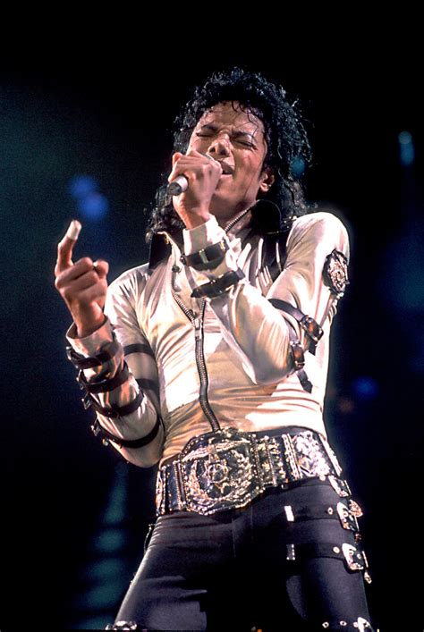 New Michael Jackson Documentary ‘From Motown To Off The Wall” Trailer | HelloBeautiful