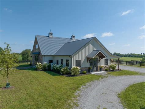 Horse Barn with Living Quarters - Walters Buildings