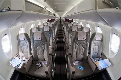 Bombardier CRJ 1000 - Price, Specs, Photo Gallery, History - Aero Corner