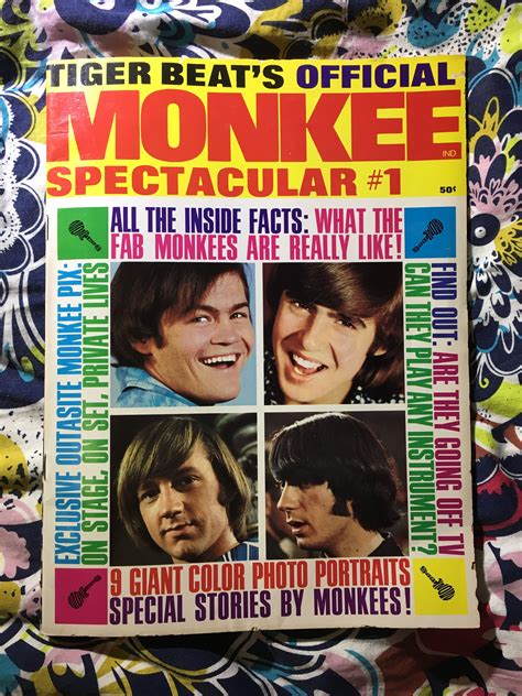 Pin By Stephanie Soto Hay On Monkees Tiger Beat Music Photo Davy Jones