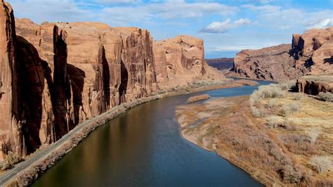 Aerial View Of The Colorado River Near Moab Utah OC 3840x2160 R Pics