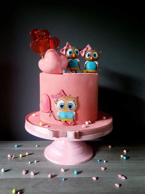 Owly Decorated Cake By Radoslava Kirilova Radiki S CakesDecor