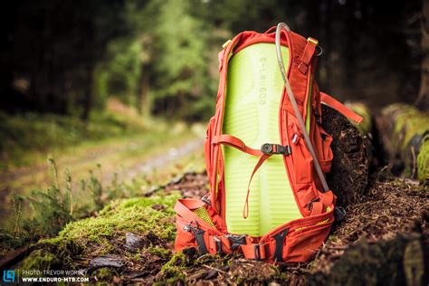 The Review | 2015 Osprey Zealot Pack | ENDURO Mountainbike Magazine