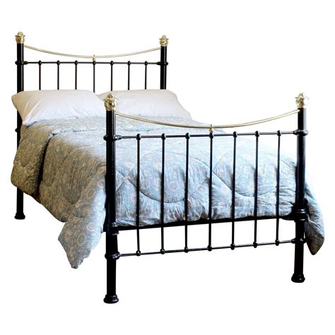 Victorian Style Brass And Iron King Double Bed For Sale At 1stdibs King Size Brass Bed Frame