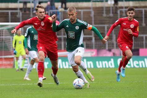 FC Homburg mit Pflichtsieg gegen Schlusslicht FC Rot Weiß Koblenz