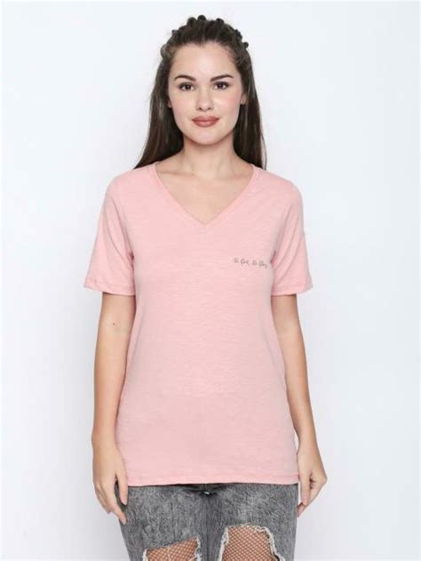 Buy Disrupt Women Pink Solid Cotton Blend V Neck T Shirt Online At Best Prices In India Jiomart