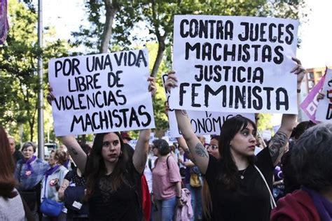 Jueces exigen a Sánchez retirar el decretazo de violencia de género y