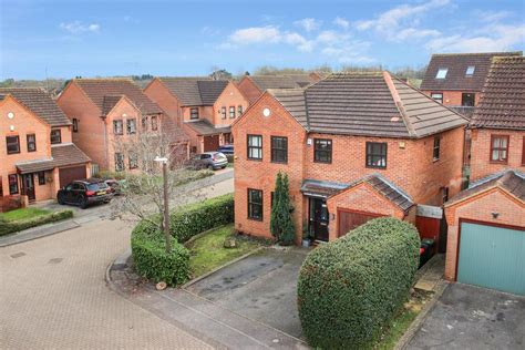 Pyke Hayes Two Mile Ash Milton Keynes 4 Bed Detached House £525 000