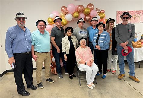 Old Wellington Daily News Employees Wish Linda Stinnett A Happy