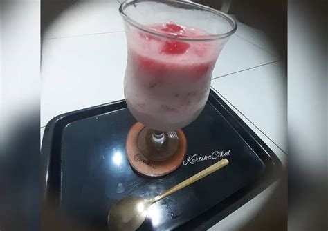 Resep Es Semangka Susu Oleh Kartika Cikal Cookpad