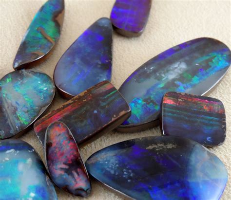 Australian Opals • Boulder Opal Mines Australia