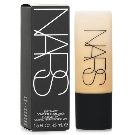 NARS Soft Matte Complete Foundation Base De Maquillaje Gobi Light 3