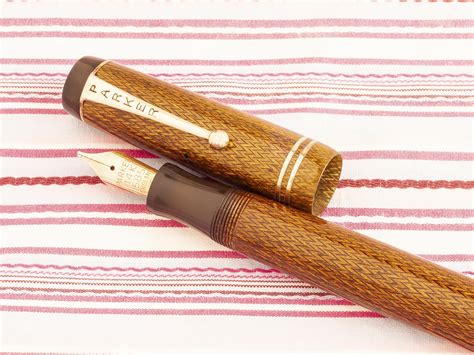 Parker Duofold Senior Golden Herringbone Fountain Pen