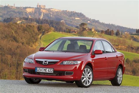 Mazda 6 седан 2.0 AT бензин | 147 л.с. передний привод | 1 поколение ...