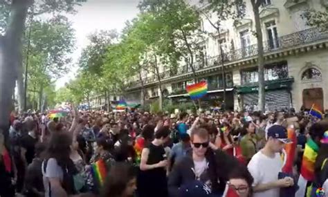 La Marche Des Fiertes Lgbt De Paris Dans Samedi 24 Juin 2017