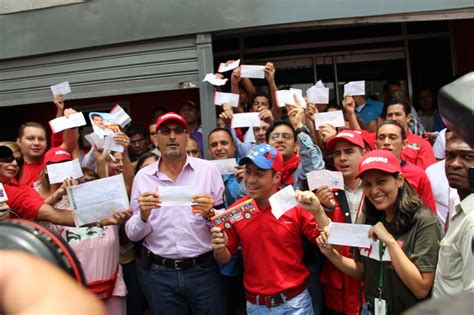 Equipo De Prensa Del Dip Robert Serra DIPUTADO ROBERT SERRA NOSOTROS