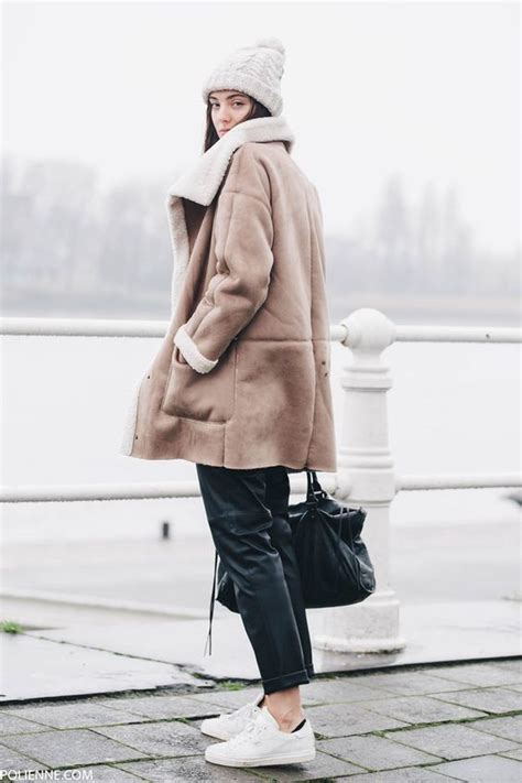 Το outfit που ξεχώρισα σήμερα: Με τι παπούτσια να φορέσεις το δερμάτινο ...