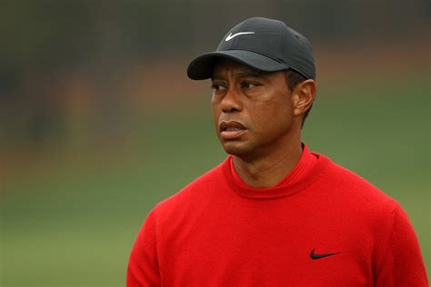 Dois Dias Após Cirurgia Tiger Woods é Transferido De Hospital Metrópoles