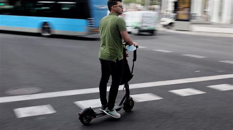 Inca Obliga A Que Los Patinetes Eléctricos Circulen A Partir De Ahora