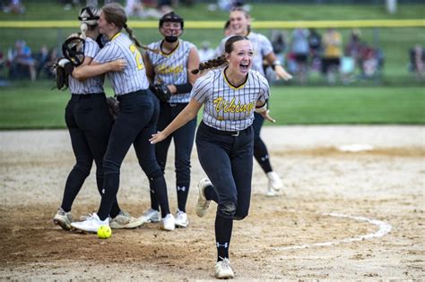 Photos Edgewood Colesburg Vs North Linn Girls Softball Regional Final