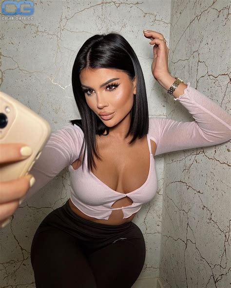 Zara Secret Nude Pictures Onlyfans Leaks Playboy Photos Sex Scene Uncensored