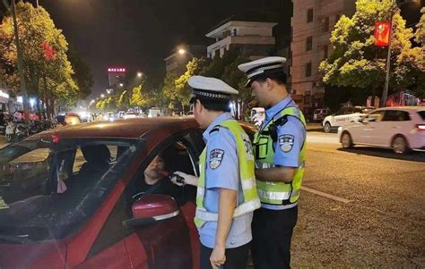 喝完一瓶啤酒多久才能开车？交警：过了这时间，我也拿你没办法财经头条