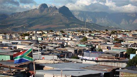 Rethinking slums | All media content | DW | 25.05.2016