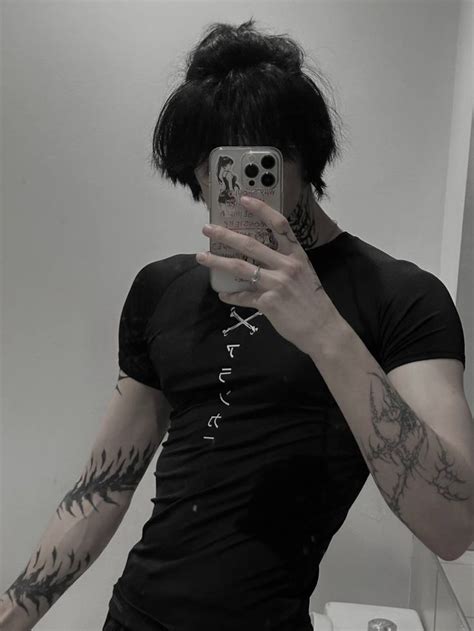 Shxmura In Cute Emo Outfits Hot Emo Guys Goth Hair