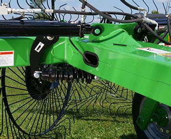 John Deere Dealer Minier Illinois High Capacity Carted Wheel Rakes