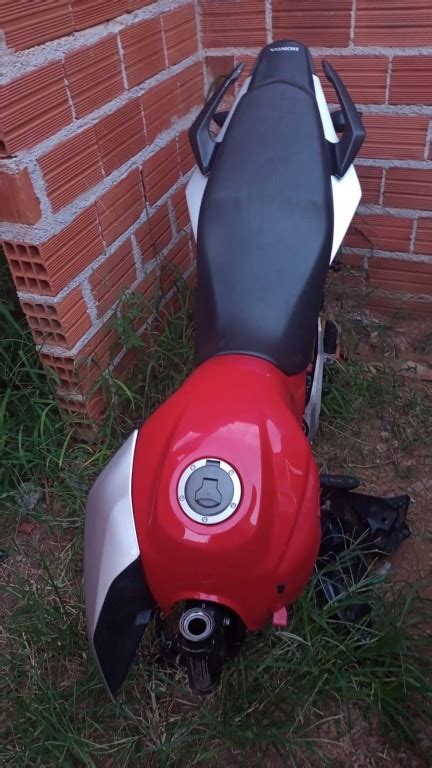 Romu Identifica Desmanche De Motos No Residencial Floresta E Prende