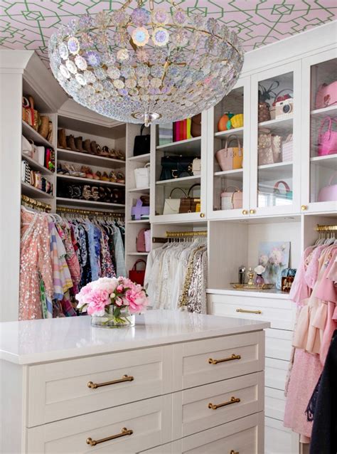 The Best Walk In Closet Chandelier Ideas Lightopia