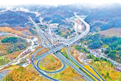 张南高速湖北段全线通车 湖北日报数字报